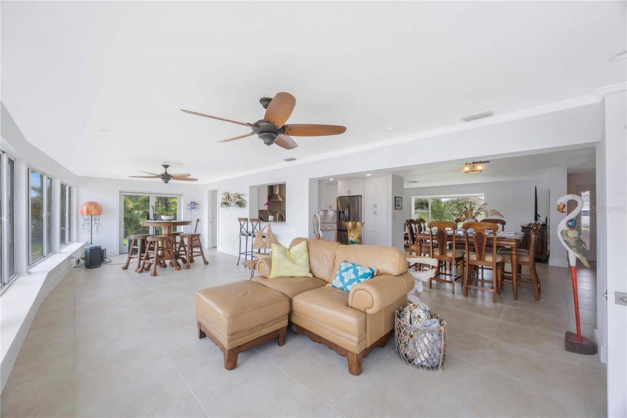 162 174th Terrace Drive E, Redington Shores, FL 33708 Photo