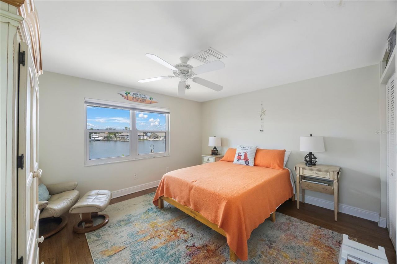 162 174th Terrace Drive E, Redington Shores, FL 33708 Photo