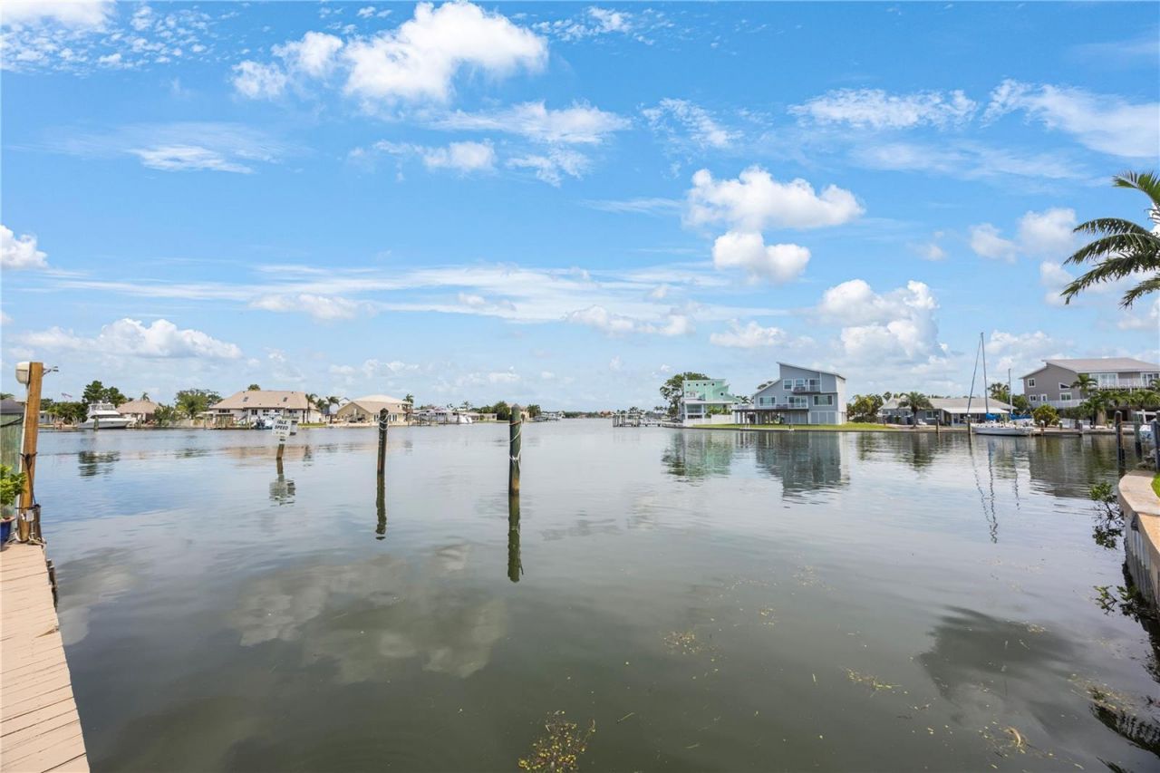 162 174th Terrace Drive E, Redington Shores, FL 33708 Photo