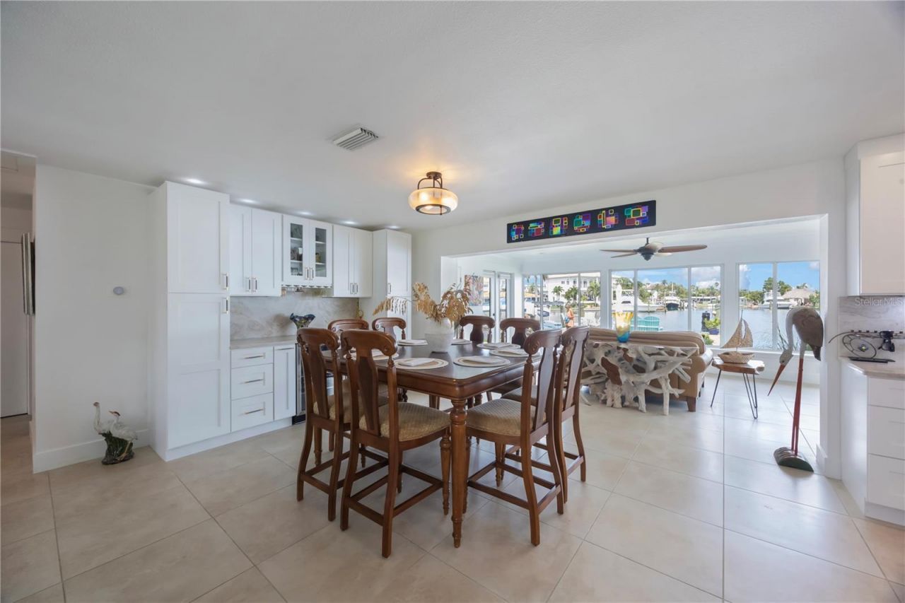 162 174th Terrace Drive E, Redington Shores, FL 33708 Photo