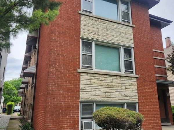 1135 S Oak Park Avenue, Oak Park, IL 60304