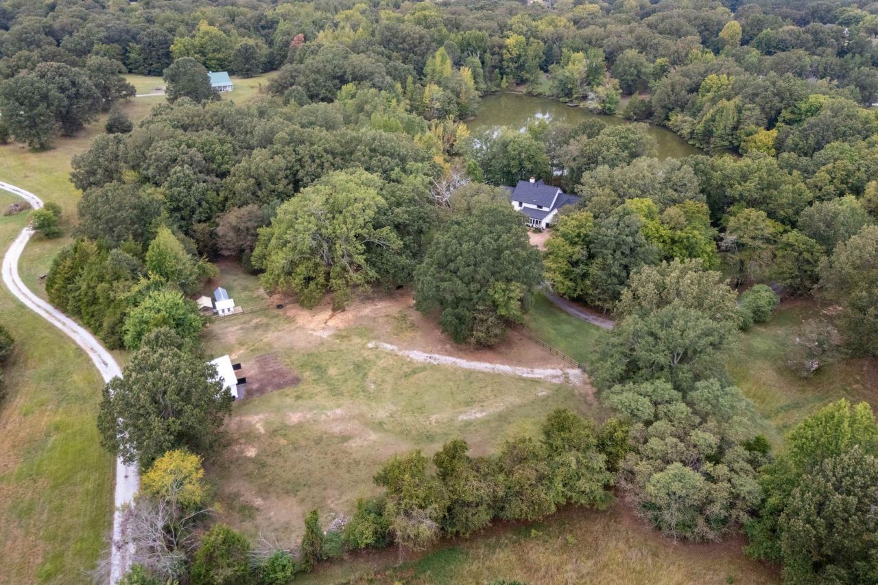 2345 N REID-HOOKER RD Unicorp/Eads, TN 38028