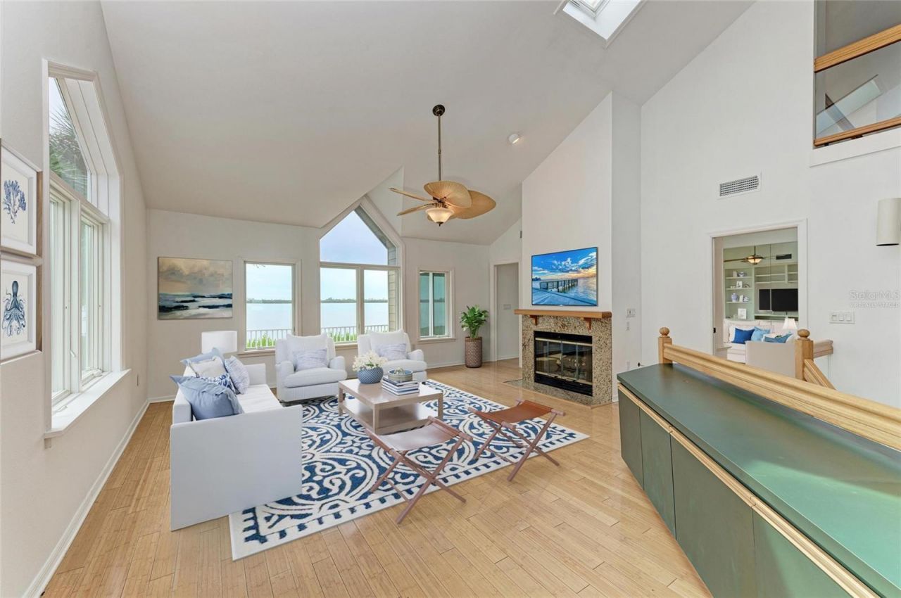 79 Tidy Island Blvd, Bradenton, FL 34210 Photo