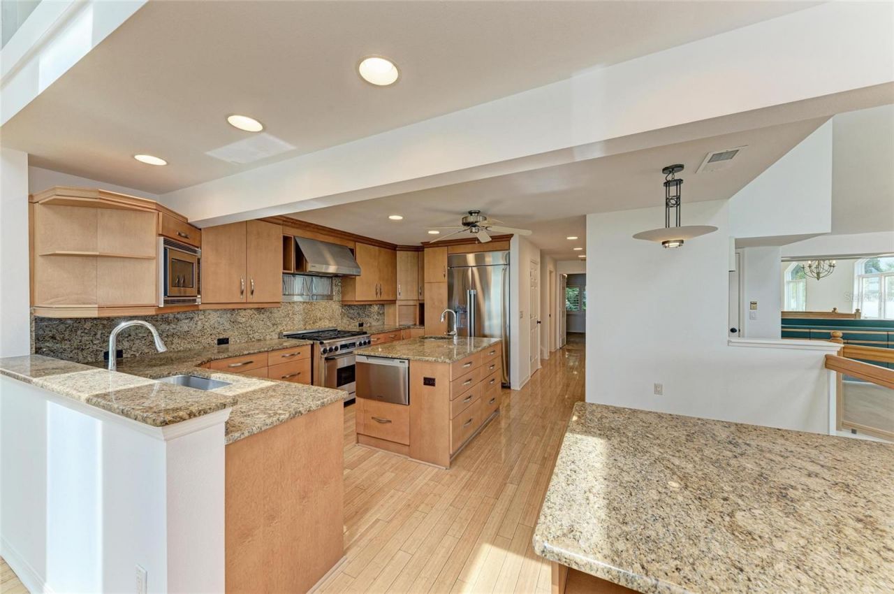 79 Tidy Island Blvd, Bradenton, FL 34210 Photo