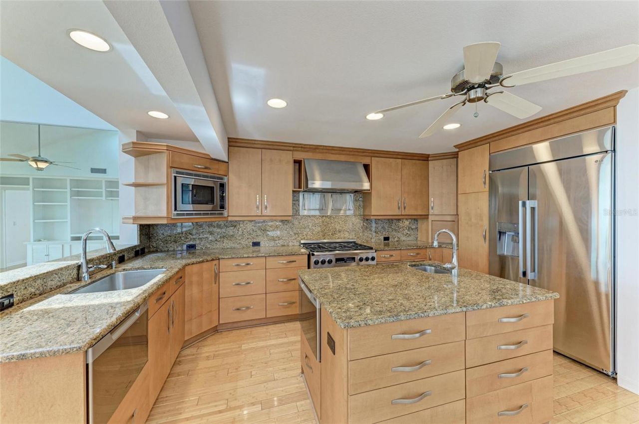 79 Tidy Island Blvd, Bradenton, FL 34210 Photo