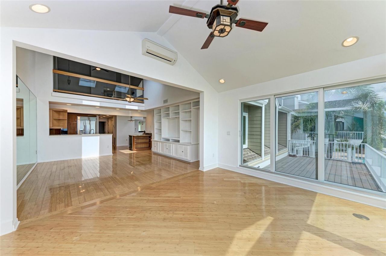 79 Tidy Island Blvd, Bradenton, FL 34210 Photo