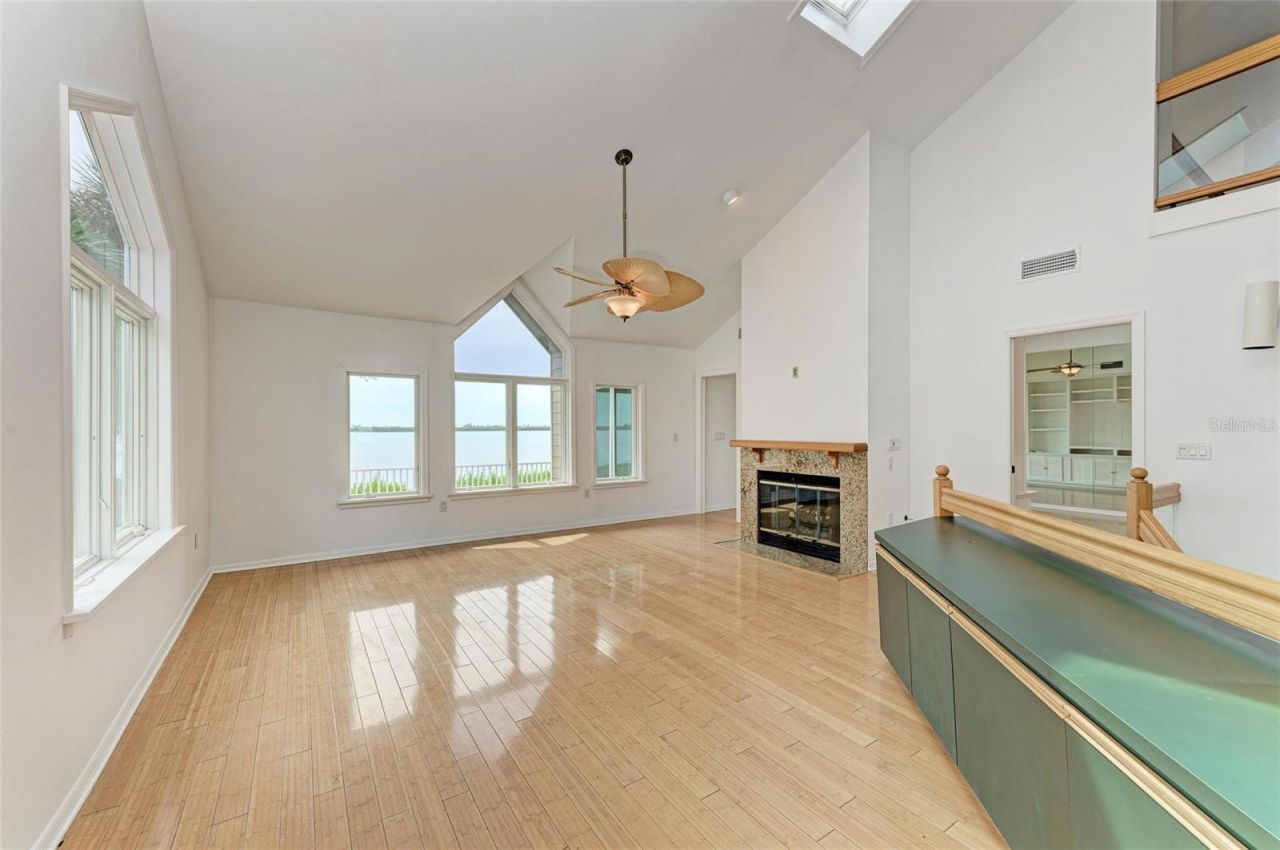 79 Tidy Island Blvd, Bradenton, FL 34210 Photo