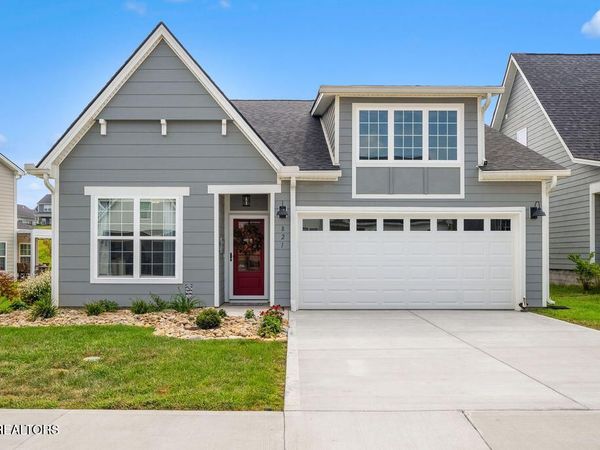 821 Berry Basket Drive, Knoxville, TN 37924