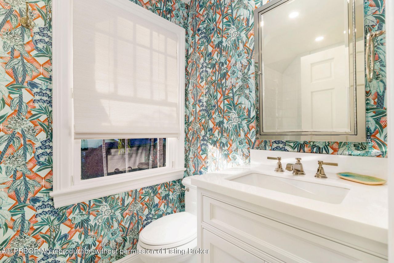 357 Seabreeze Avenue, Palm Beach, FL 33480 Photo