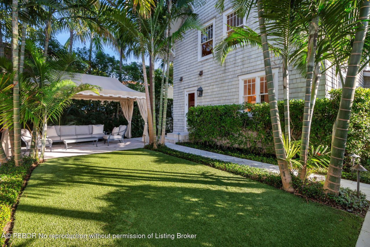 357 Seabreeze Avenue, Palm Beach, FL 33480 Photo