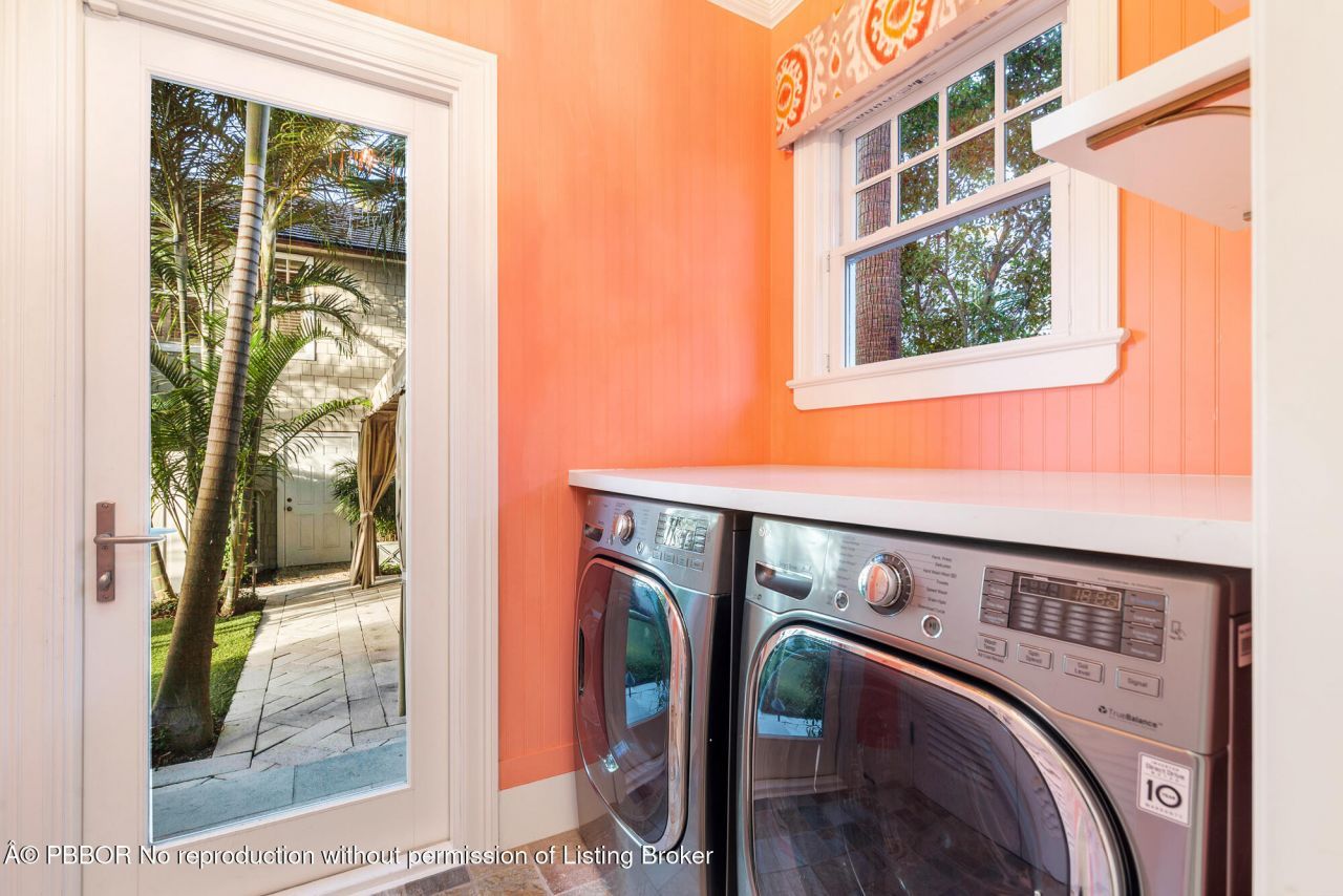 357 Seabreeze Avenue, Palm Beach, FL 33480 Photo