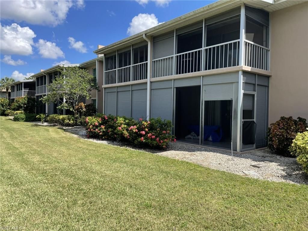 221 Cypress Way E, Unit 103, Naples, FL 34110 Photo