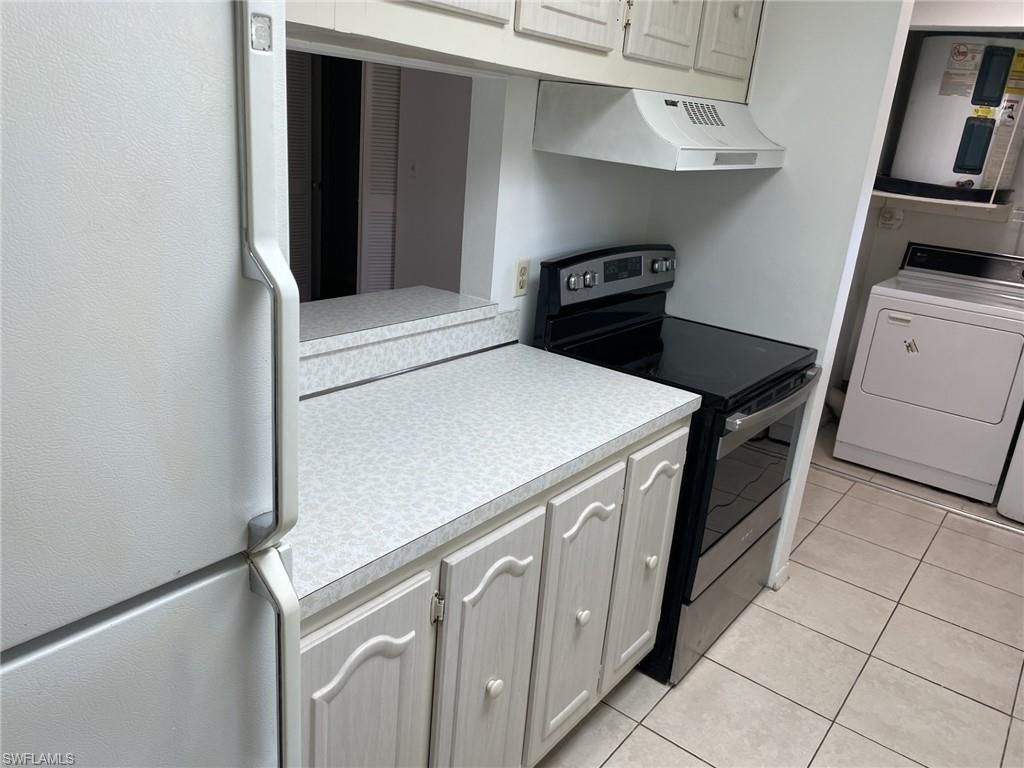 221 Cypress Way E, Unit 103, Naples, FL 34110 Photo