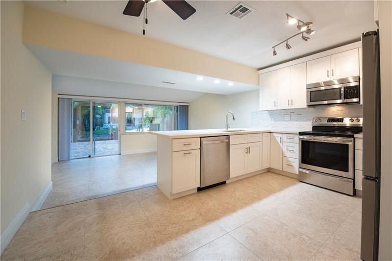 924 Orange Isle Isle, Unit 924-926, Fort Lauderdale, FL 33315 Photo