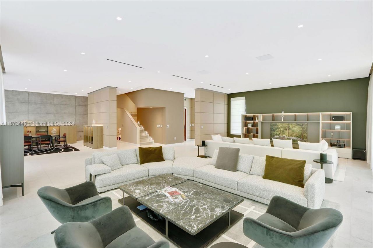 9860 NE 5th Avenue Rd, Miami Shores, FL 33138 Photo