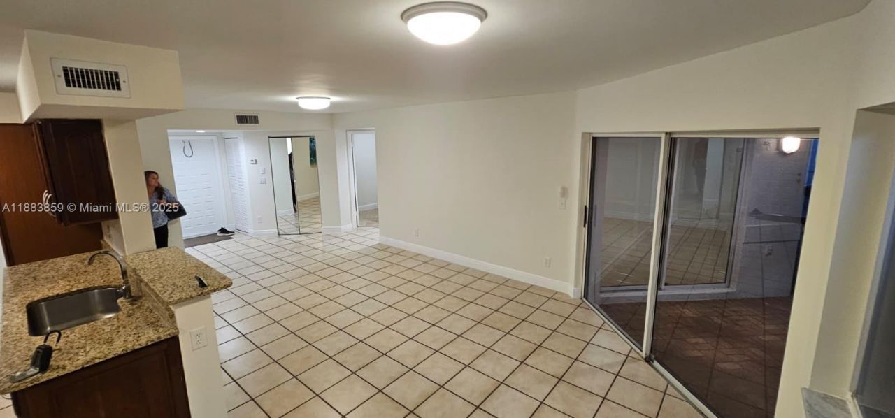 9220 NW 9th Pl, Unit 1, Plantation, FL 33324 Photo