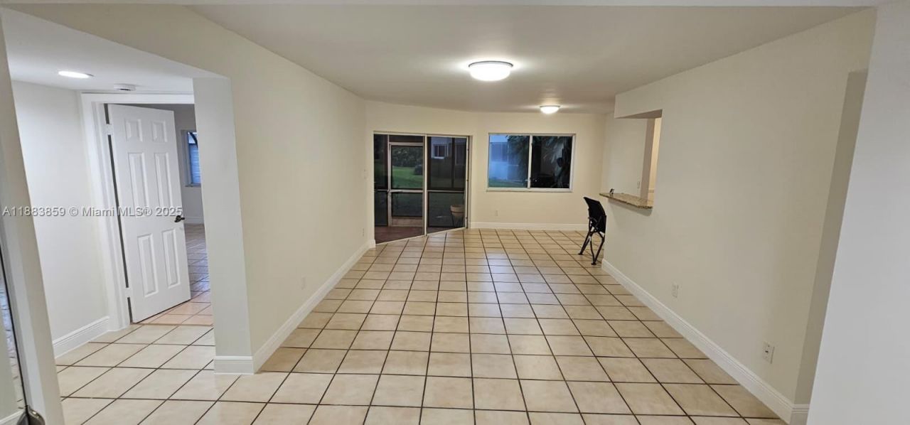 9220 NW 9th Pl, Unit 1, Plantation, FL 33324 Photo