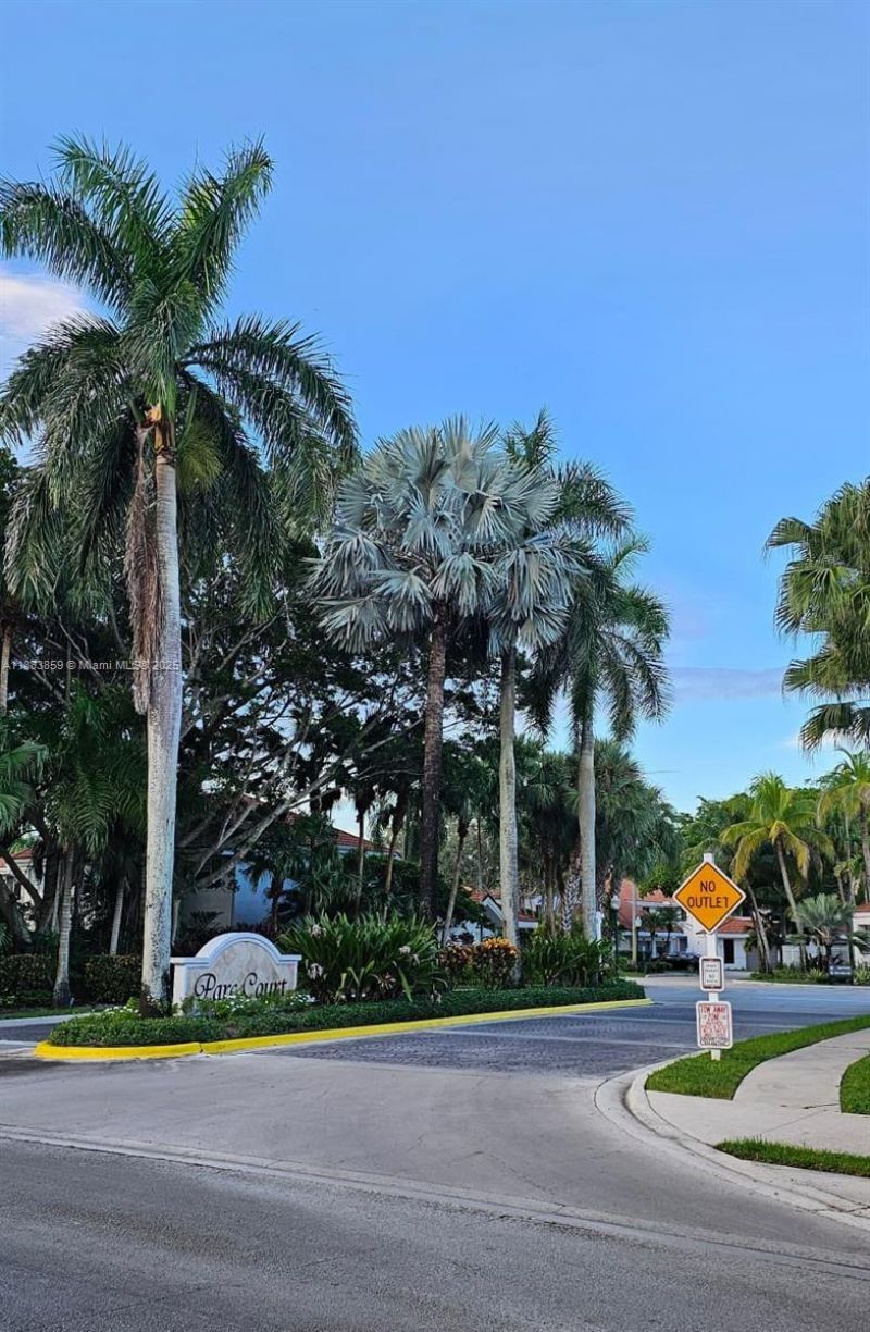 9220 NW 9th Pl, Unit 1, Plantation, FL 33324 Photo