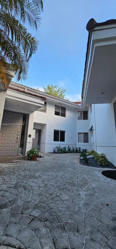 9220 NW 9th Pl, Unit 1, Plantation, FL 33324 Photo