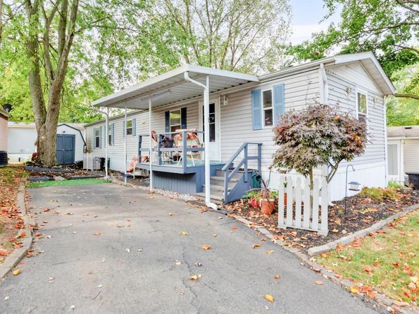 60 Estates Lane, Reynoldsburg, OH 43068
