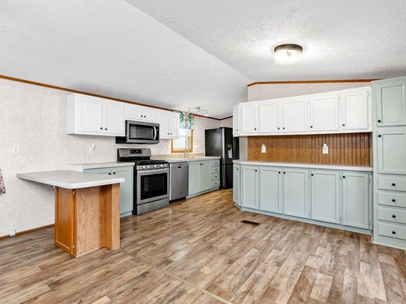 60 Estates Lane, Reynoldsburg, OH 43068 Photo 13