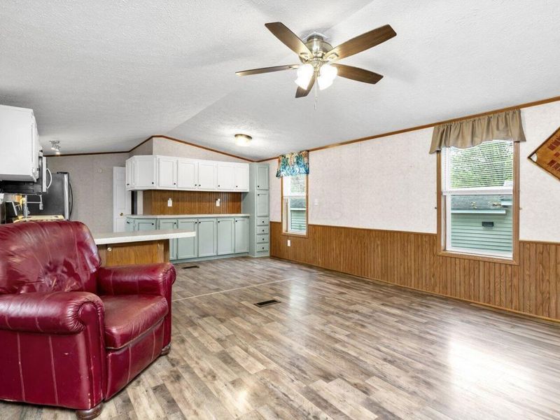 60 Estates Lane, Reynoldsburg, OH 43068 Photo 8