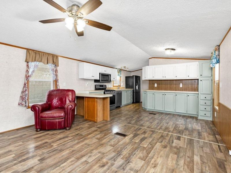 60 Estates Lane, Reynoldsburg, OH 43068 Photo 9