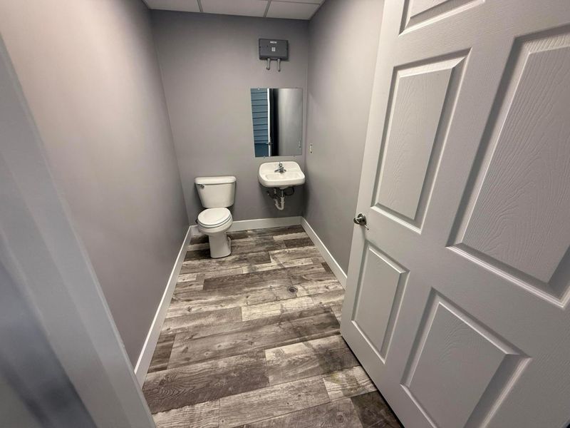 665 Granite Drive, Circleville, OH 43113 Photo 13