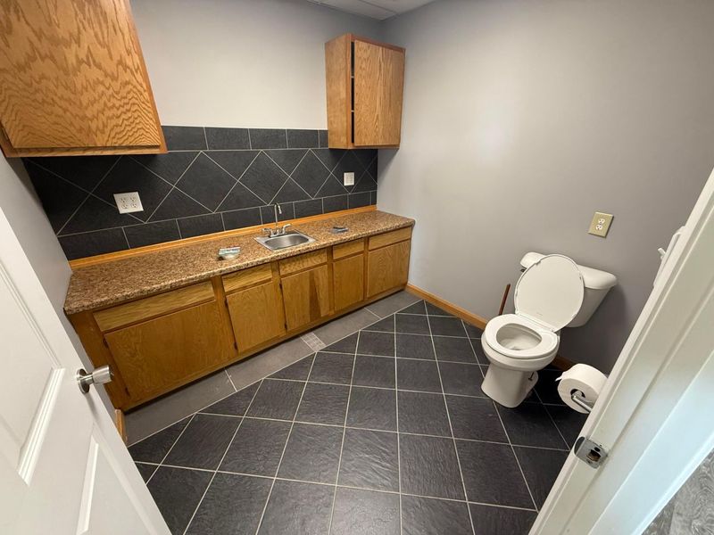 665 Granite Drive, Circleville, OH 43113 Photo 16