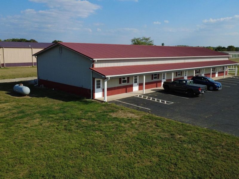 665 Granite Drive, Circleville, OH 43113 Photo 2