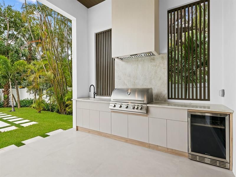 1717 NE 17th Terrace, Fort Lauderdale, FL 33305 Photo