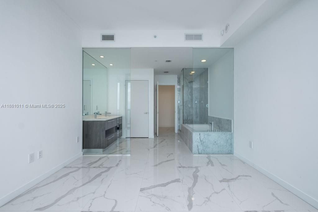 480 NE 31 St, Unit 3101, Miami, FL 33137 Photo