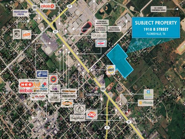 1918 B, Floresville, TX 78114