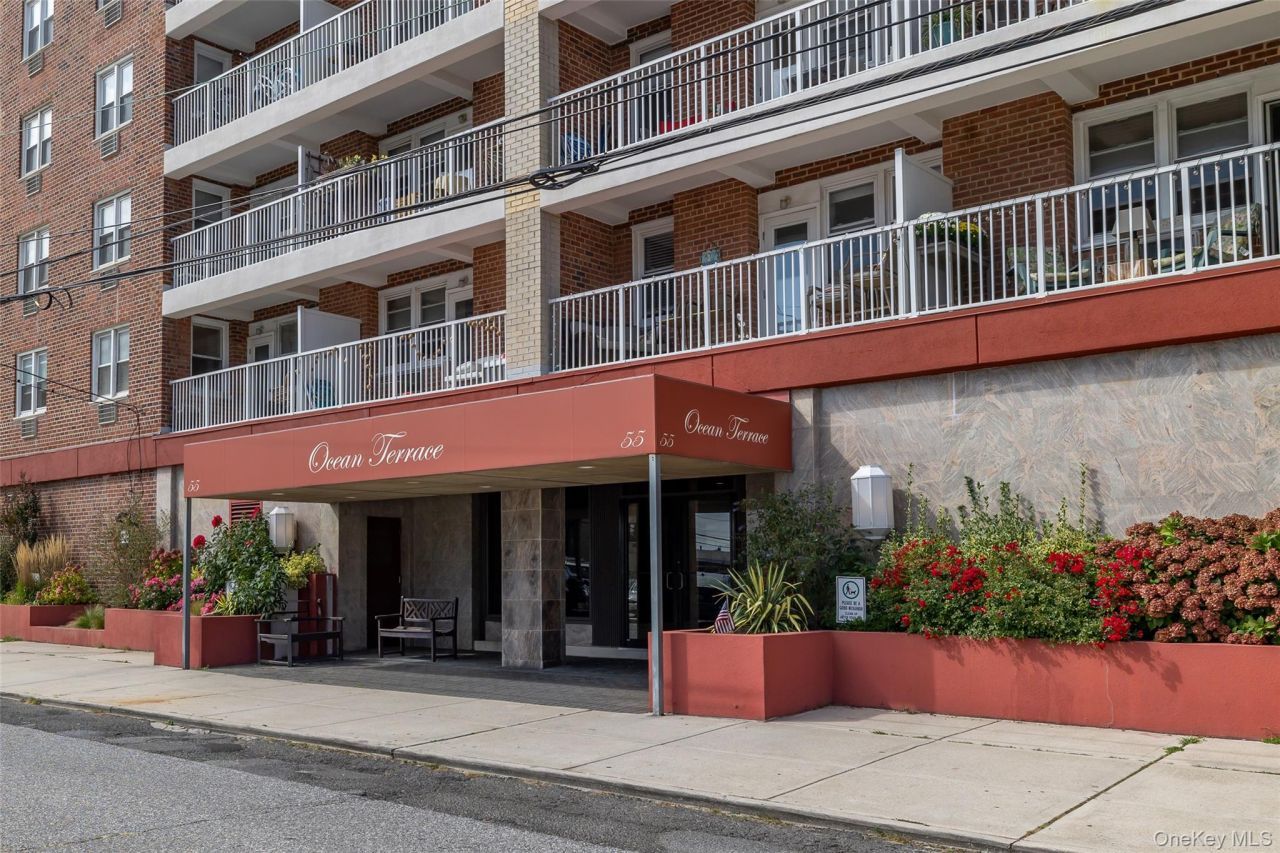 55 Monroe Boulevard, Unit 2H, Long Beach, NY 11561 Main Photo