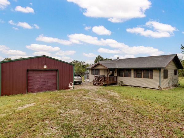 211 N Pacific Street, Urbana, MO 65767