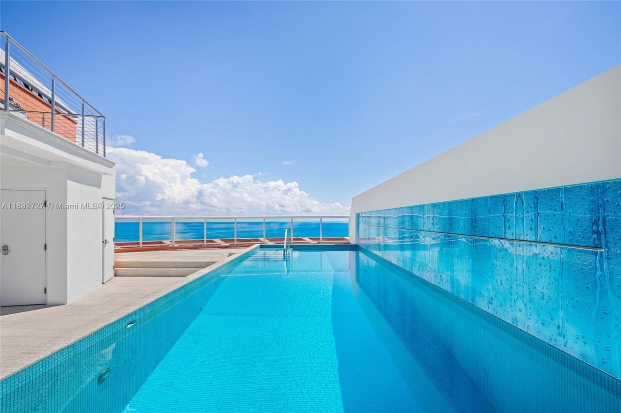 300 S Pointe Dr, Unit PH-5, Miami Beach, FL 33139 Photo