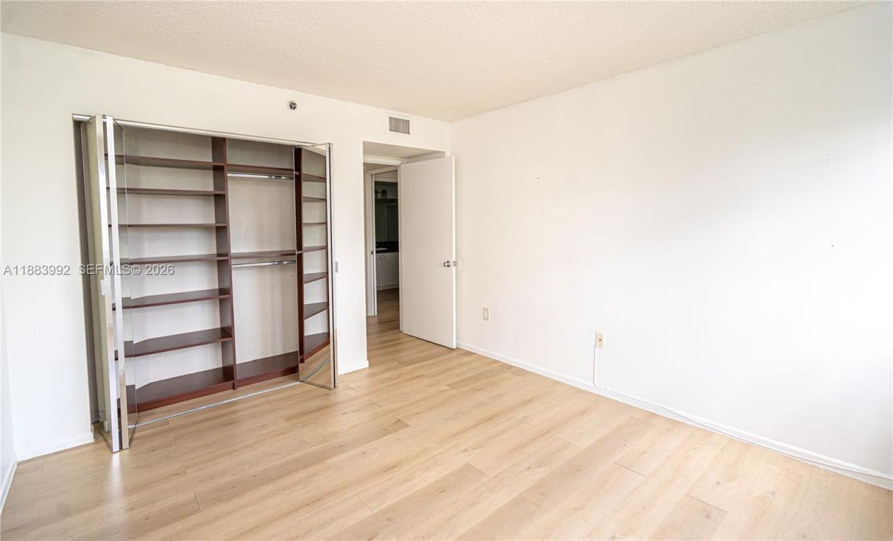 19601 E Country Club Dr, Unit 7308, Aventura, FL 33180 Photo