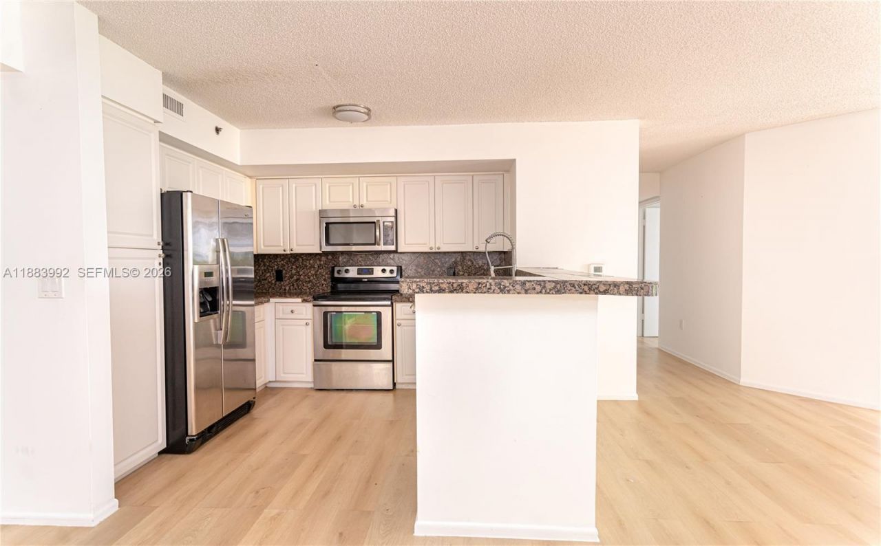 19601 E Country Club Dr, Unit 7308, Aventura, FL 33180 Photo