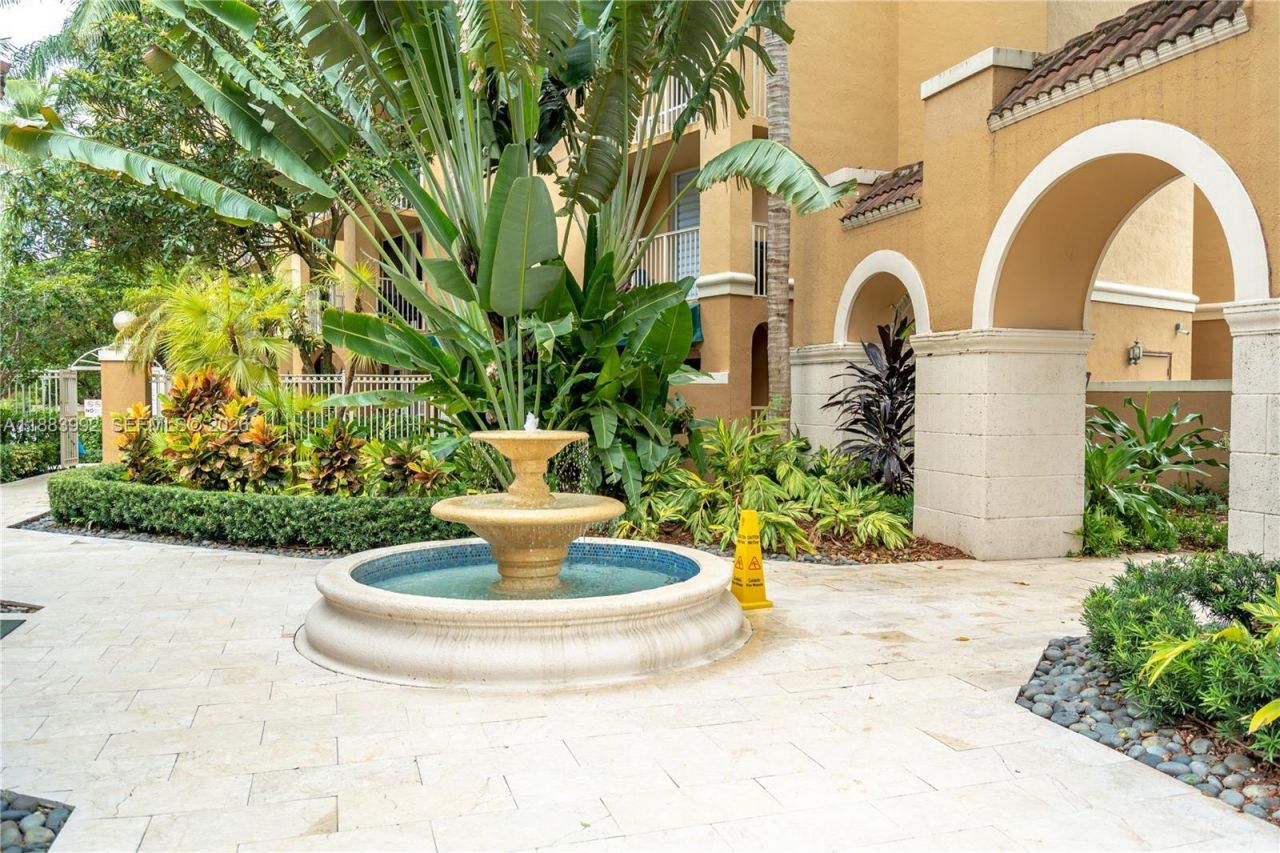 19601 E Country Club Dr, Unit 7308, Aventura, FL 33180 Photo