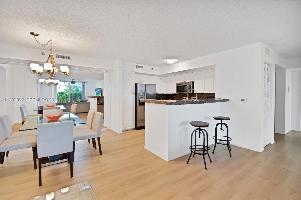 19601 E Country Club Dr, Unit 7308, Aventura, FL 33180 Photo