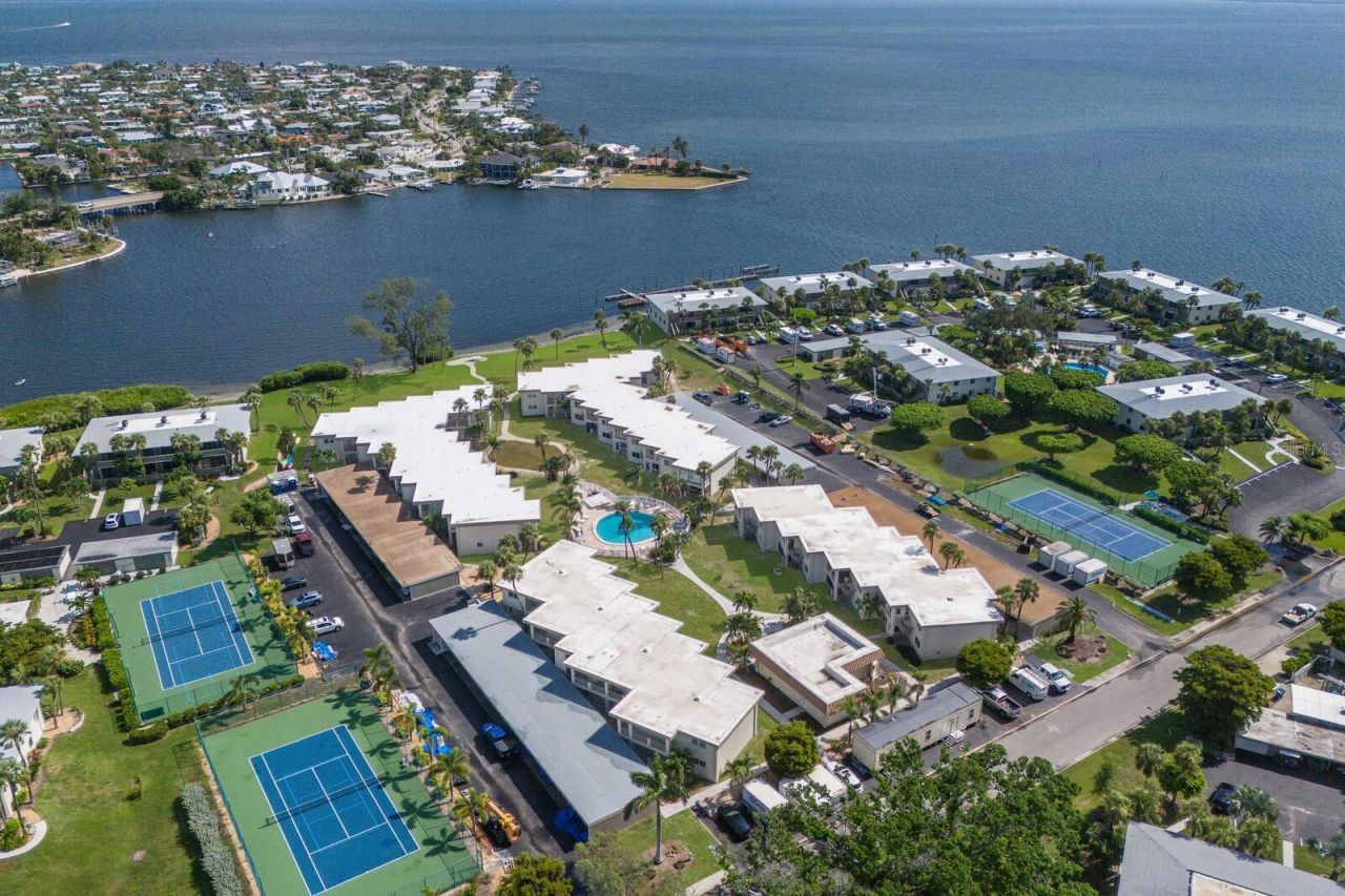 6300 Flotilla Drive, Unit 74, Holmes Beach, FL 34217 Photo