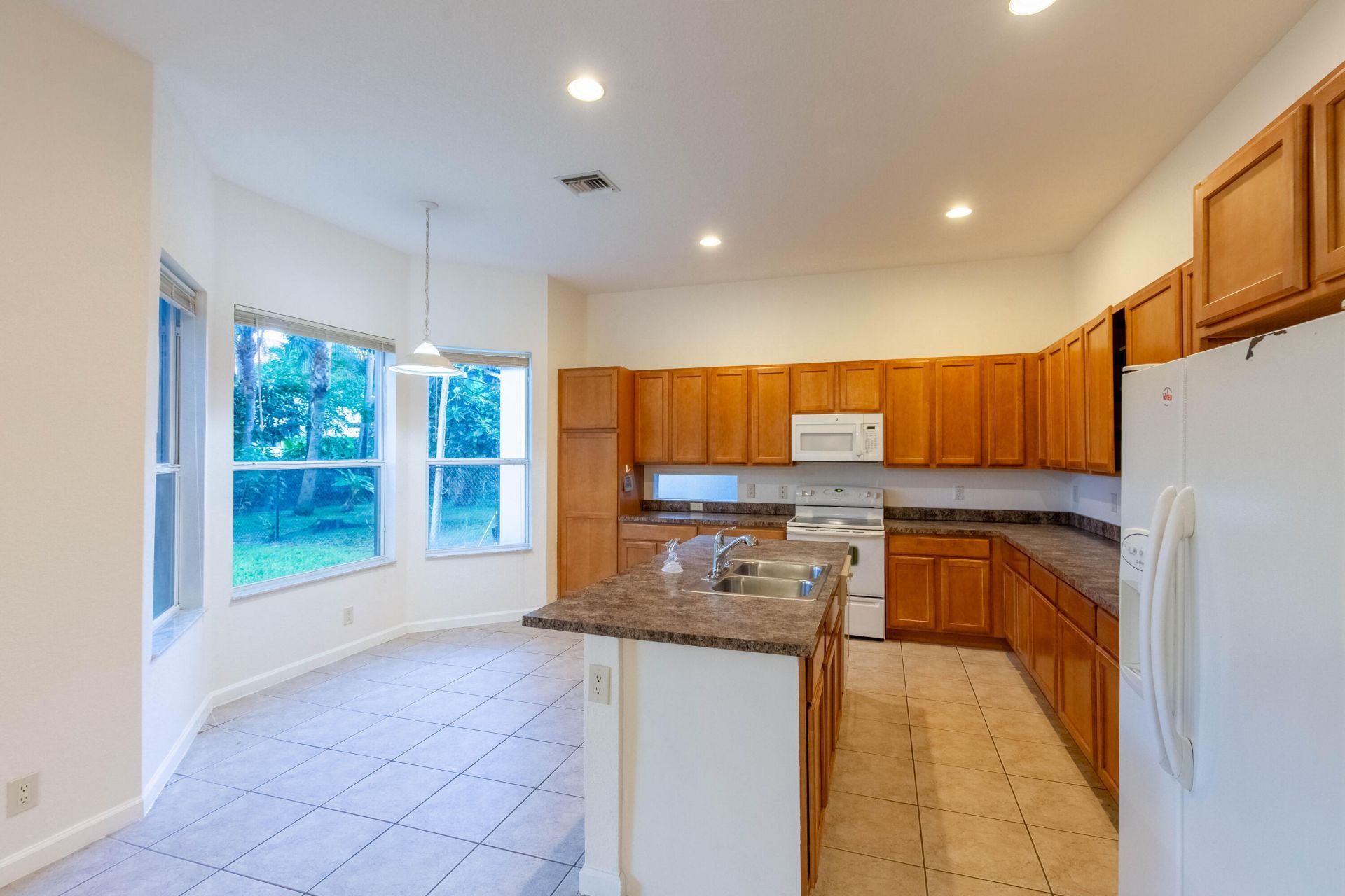 1067 Grove Park Circle, Boynton Beach, FL 33436 Photo