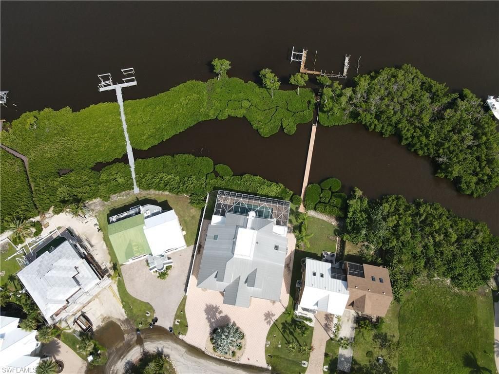 21523 Indian Bayou Dr, Fort Myers Beach, FL 33931 Photo