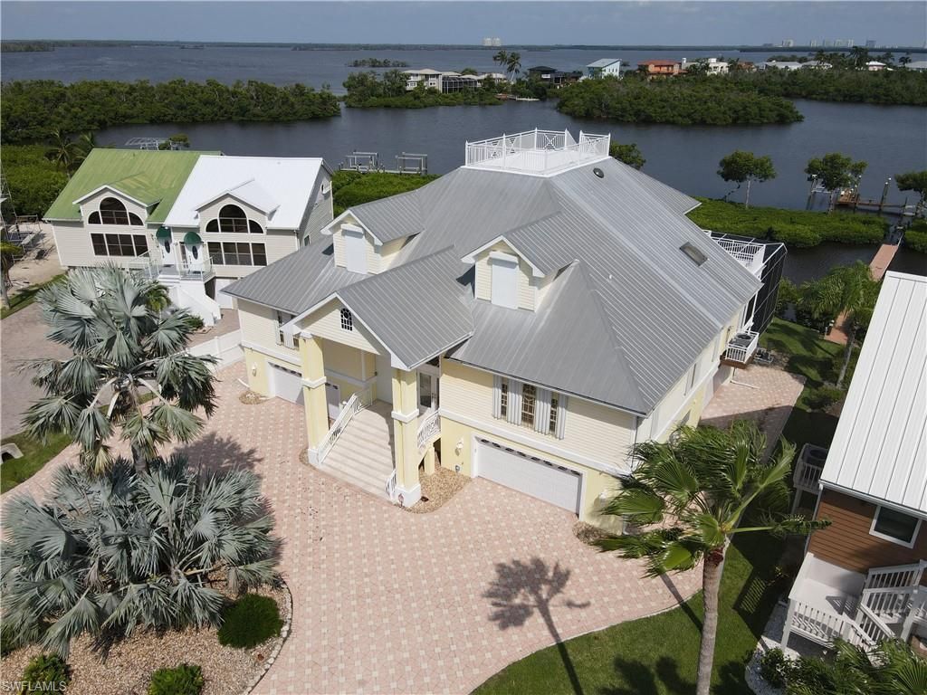 21523 Indian Bayou Dr, Fort Myers Beach, FL 33931 Photo