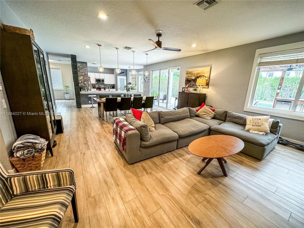 857 Vanda Ter, Weston, FL 33327 Photo