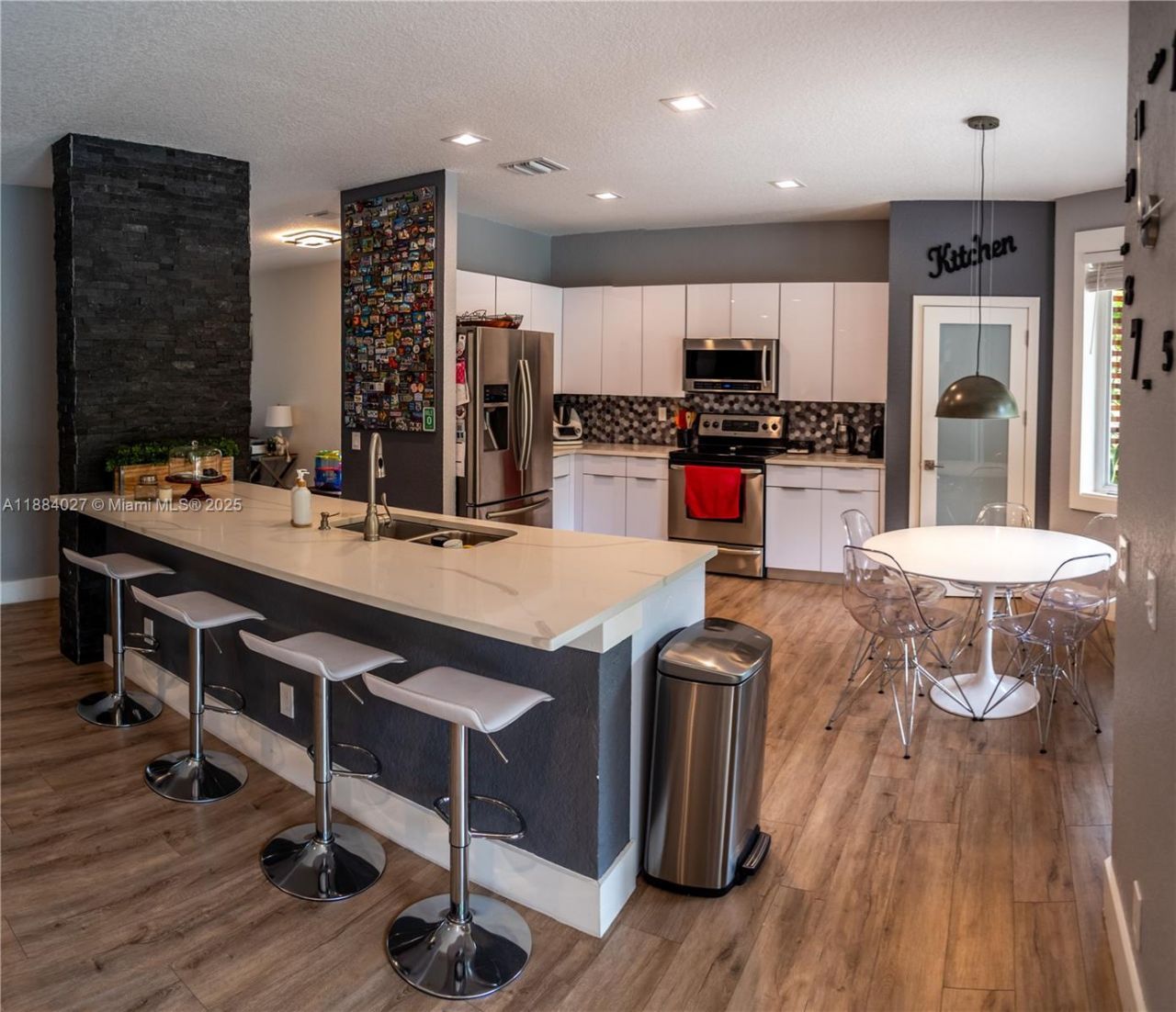 857 Vanda Ter, Weston, FL 33327 Photo