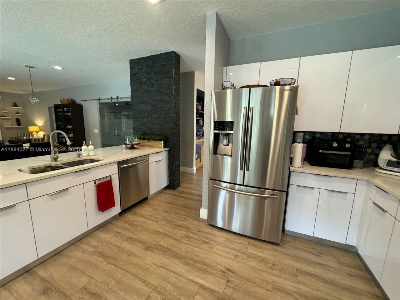 857 Vanda Ter, Weston, FL 33327 Photo