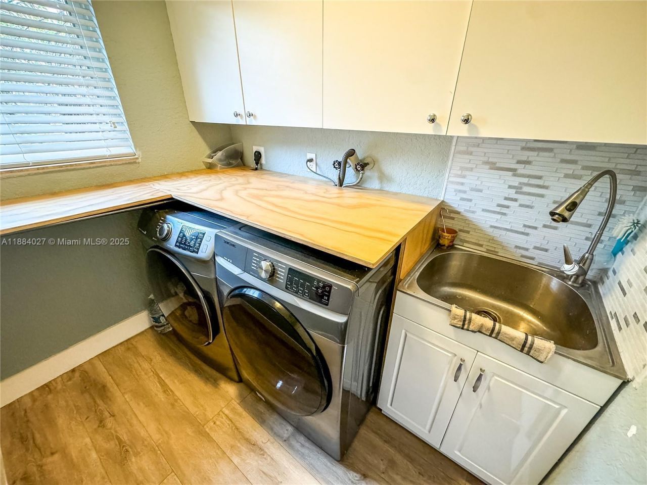 857 Vanda Ter, Weston, FL 33327 Photo