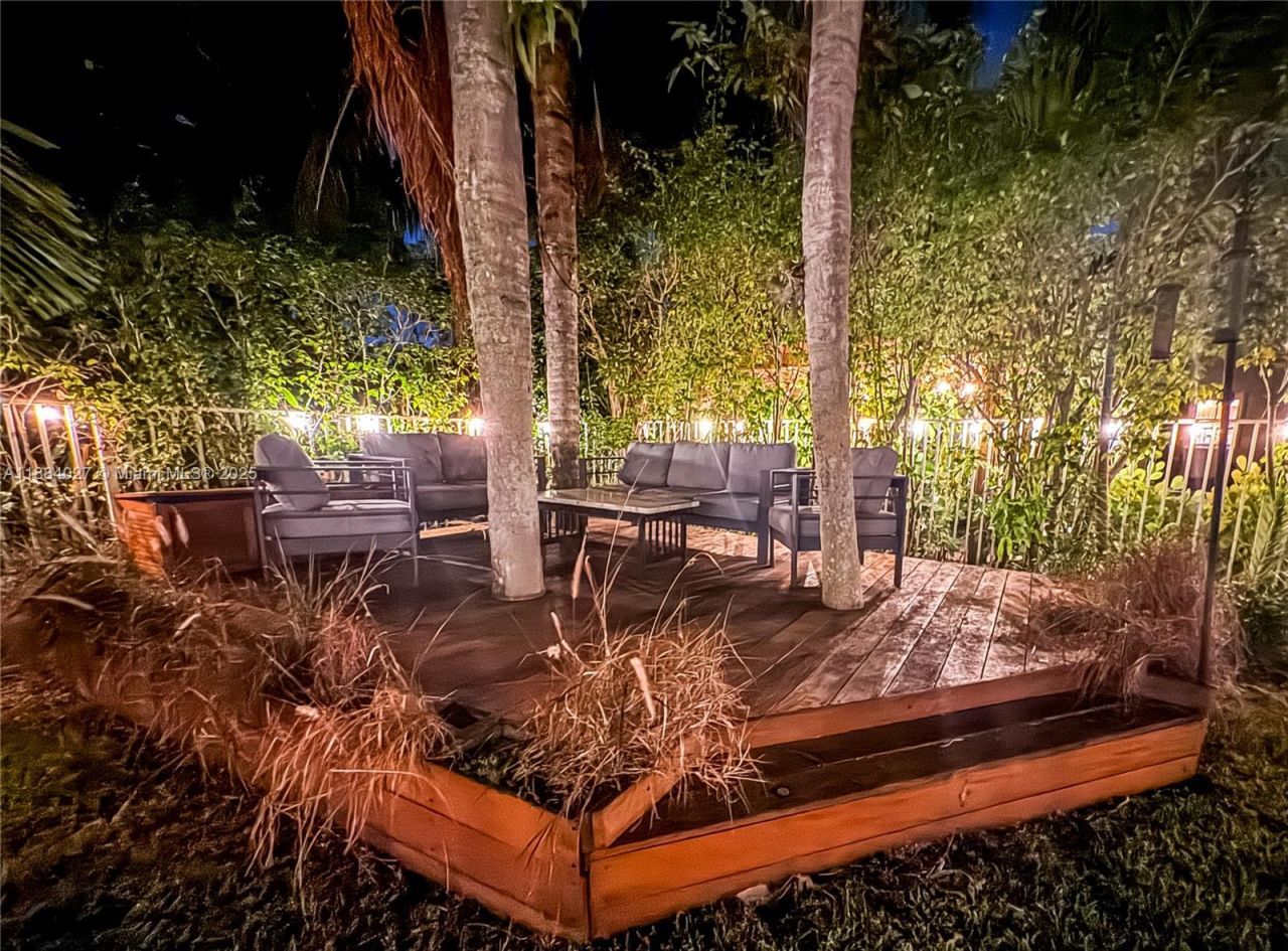 857 Vanda Ter, Weston, FL 33327 Photo