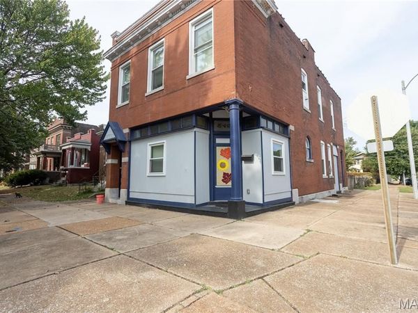 5401 Idaho Avenue, St Louis, MO 63111